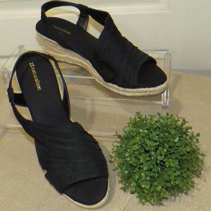 NWOT Naturalizer Sandals Size 9 1/2 Medium